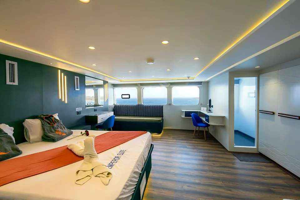 Upper Deck Executive Suite